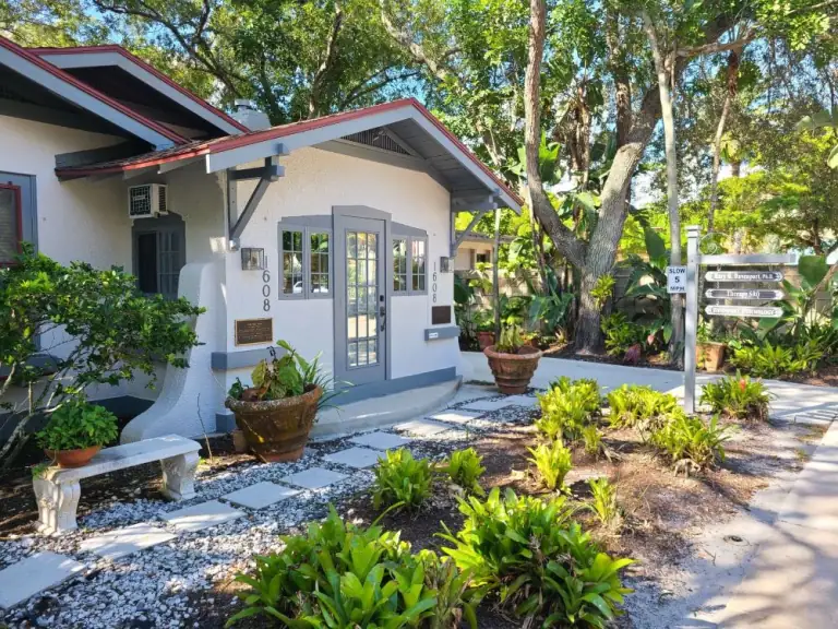 The welcoming and professional office at Davenport Psychology in Sarasota, FL, where clients receive expert therapy and counseling.