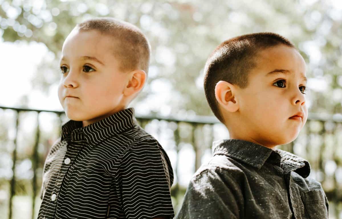 Comparison chart showing differences and similarities between giftedness and ADHD traits
