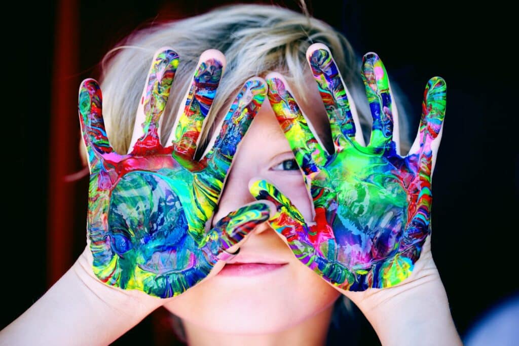 fun with paint psychologist for children in Venice FL and Sarasota FL