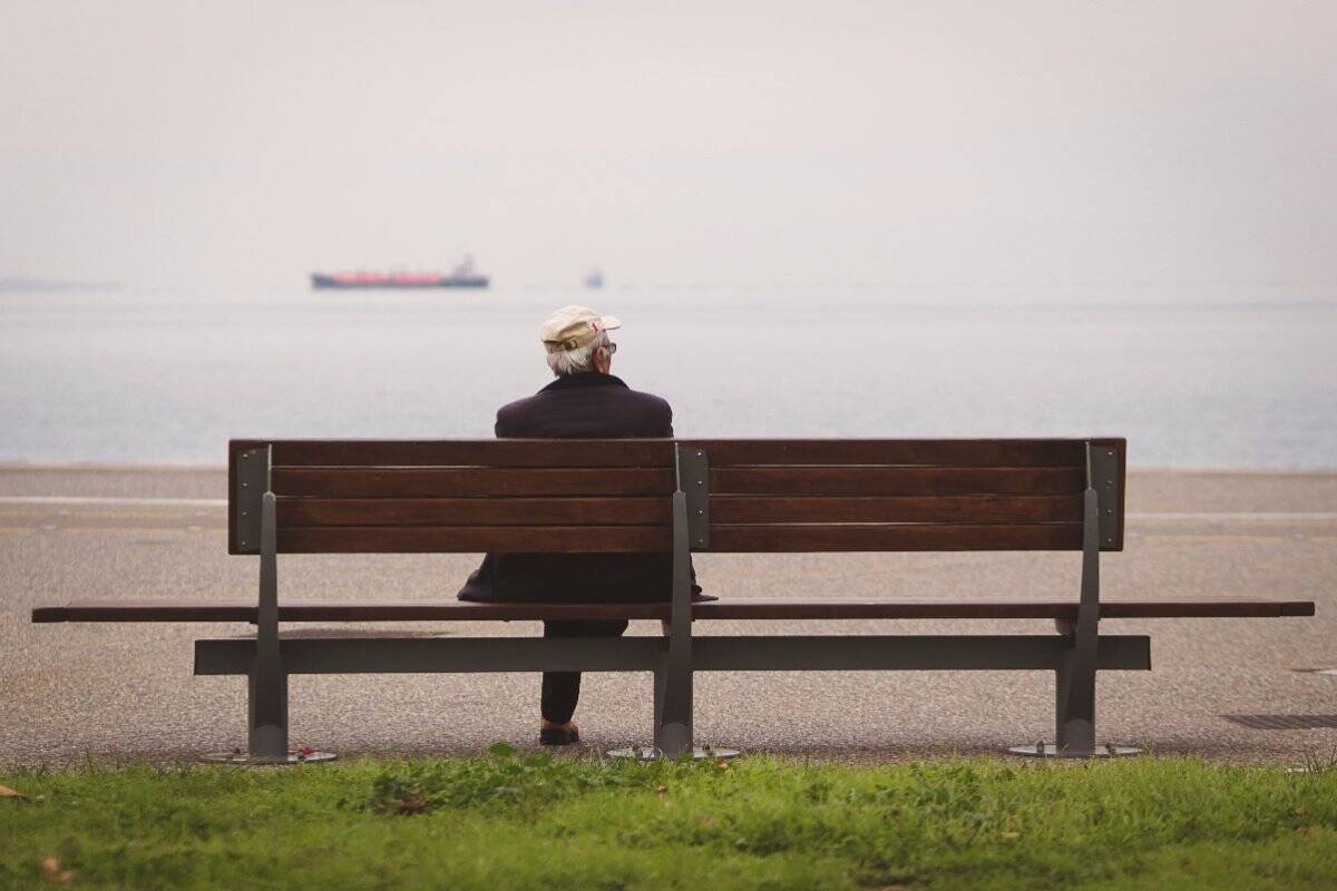 A person reflecting on a past relationship to understand commitment barriers